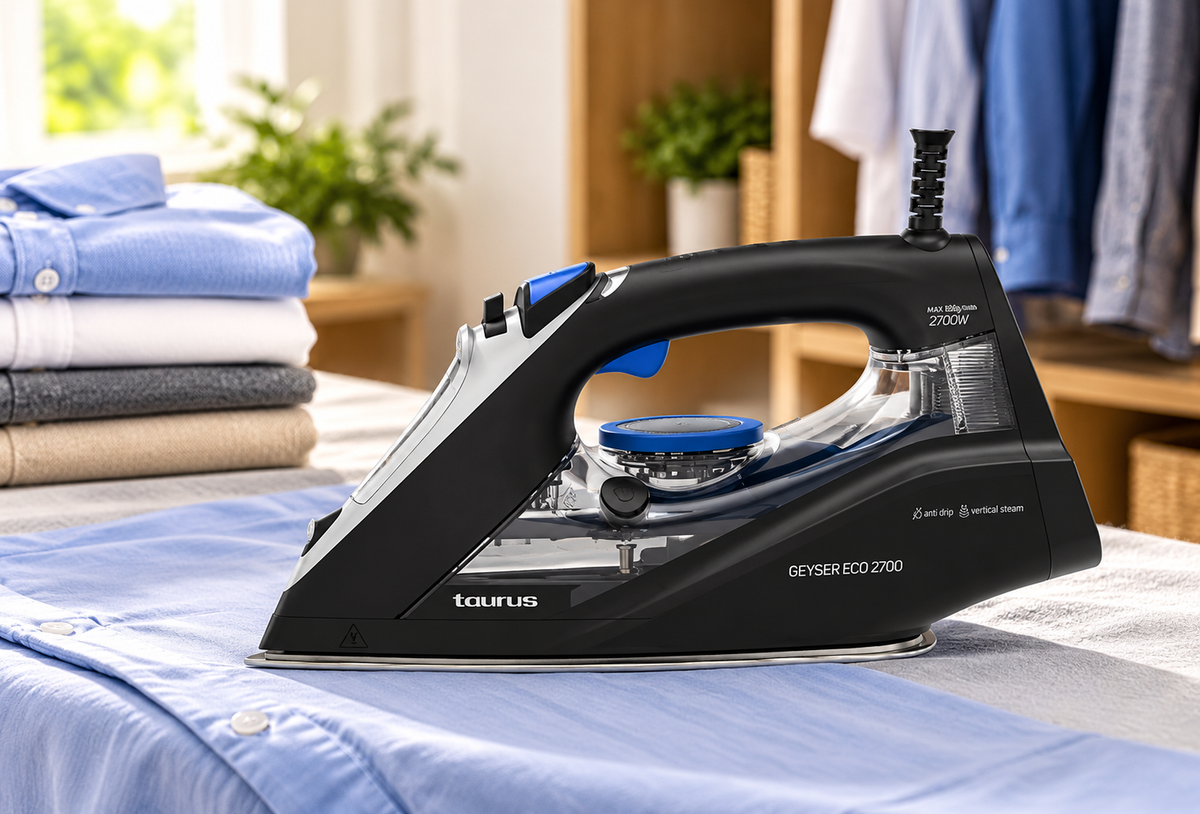 Taurus Geyser Eco 2700W Titanium Steam Iron